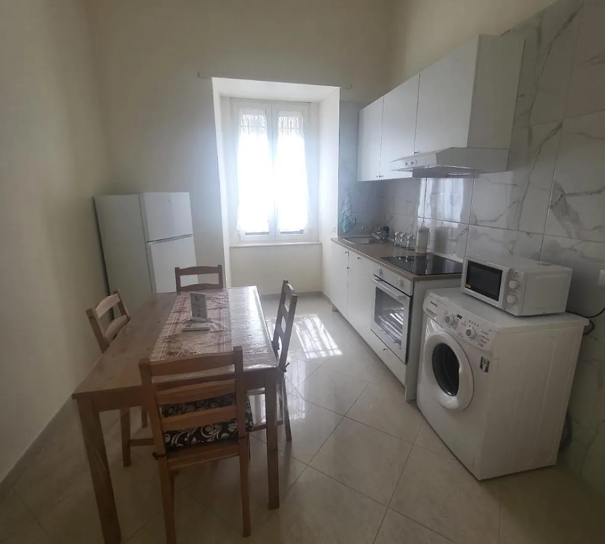 Re Umberto 311 Apartment Naples 0*,