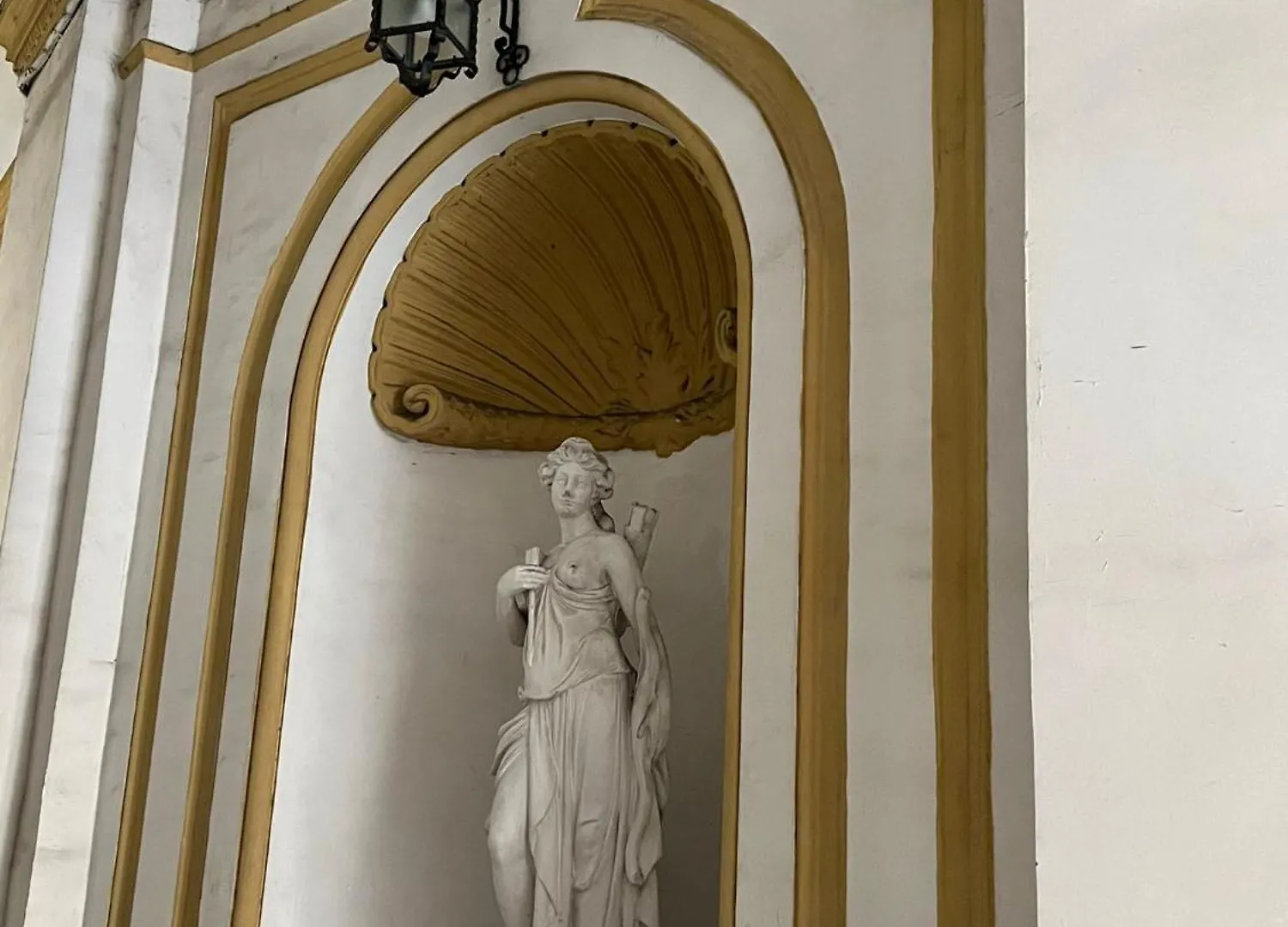 Re Umberto 311 Apartment Naples