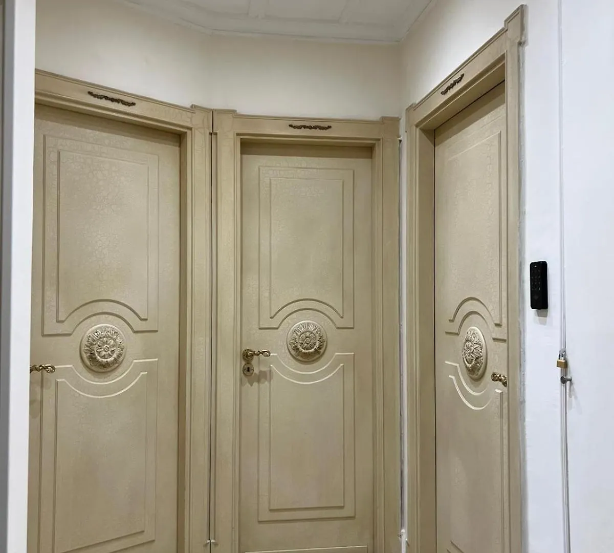 Re Umberto 311 Apartment Naples Italy