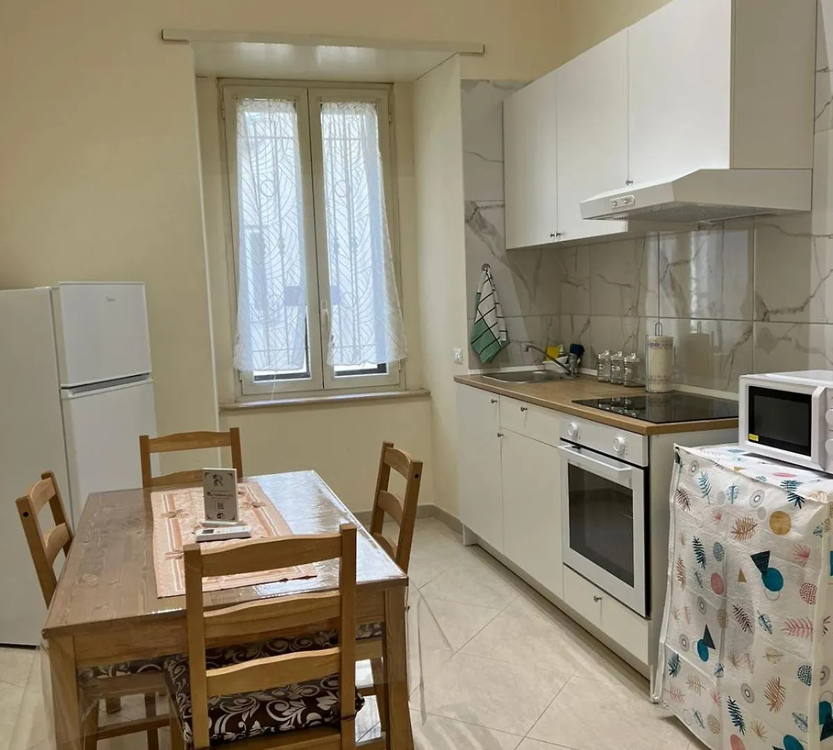 Re Umberto 311 Apartment Naples Italy