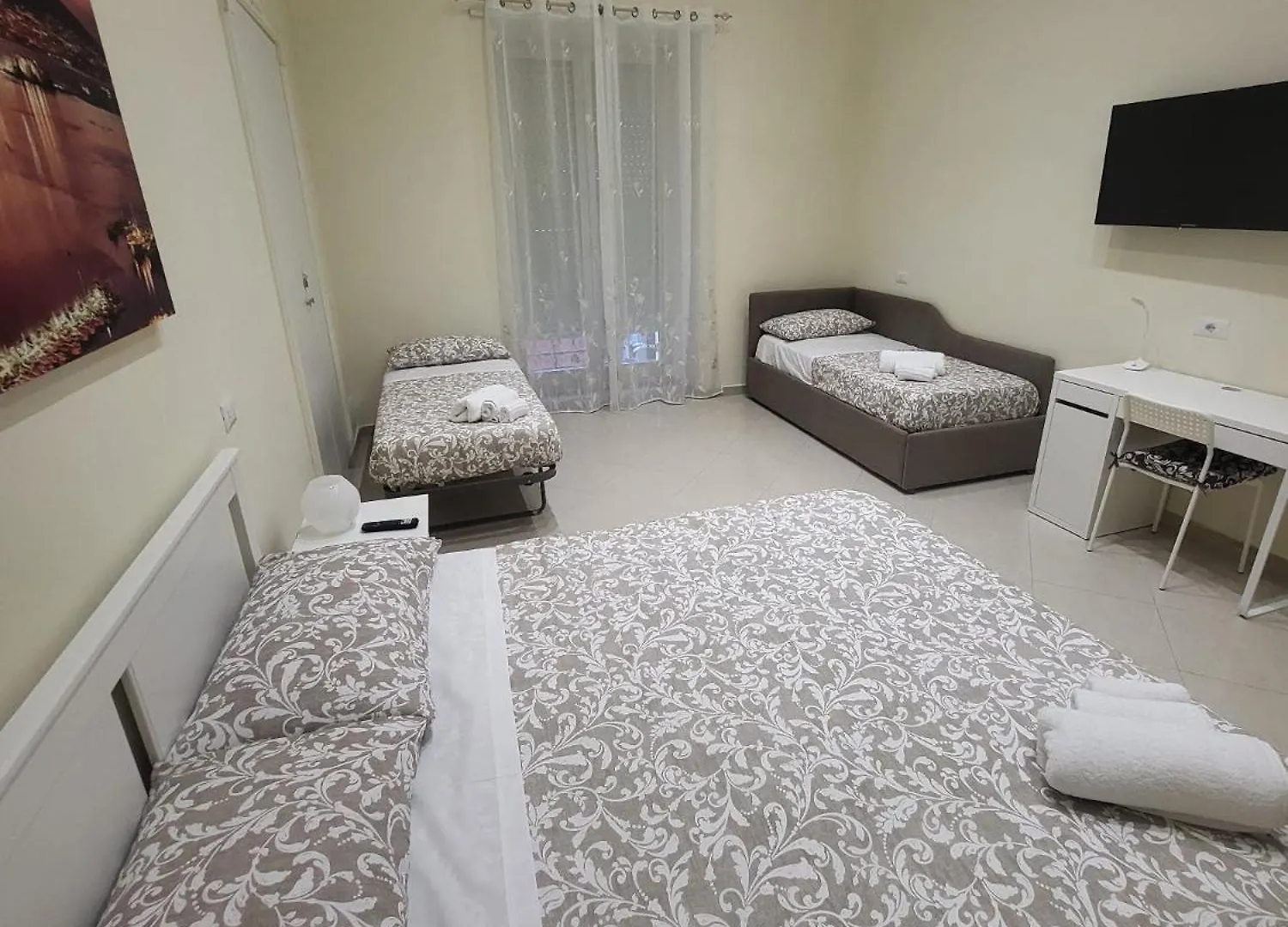 Re Umberto 311 Apartment Naples