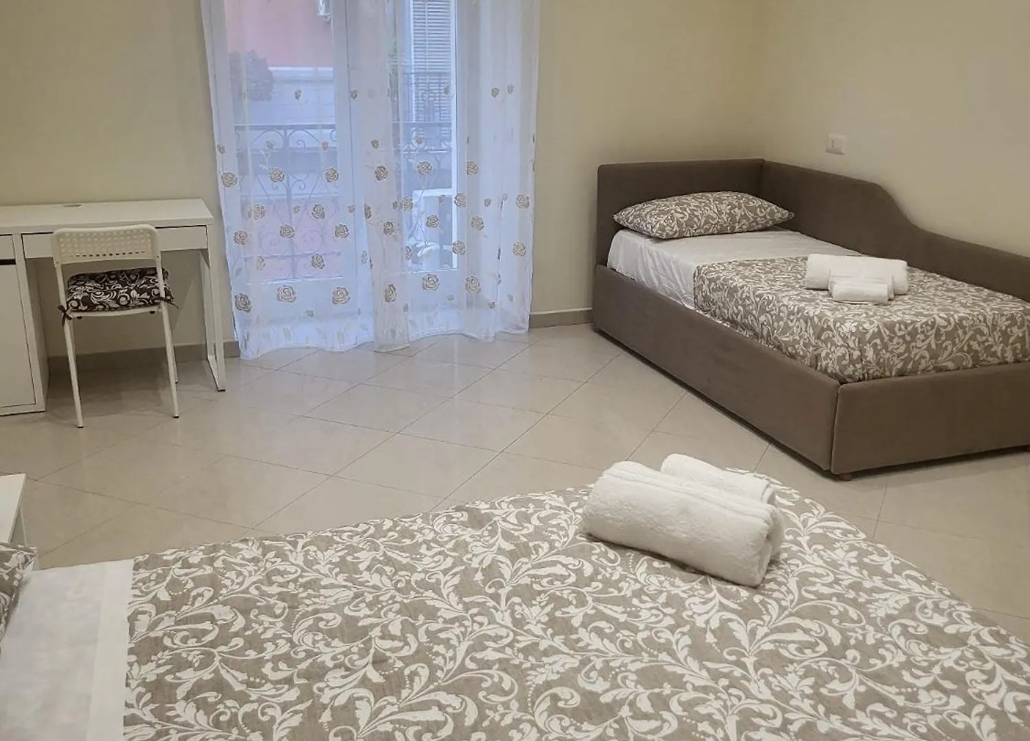 Re Umberto 311 Apartment Naples Italy